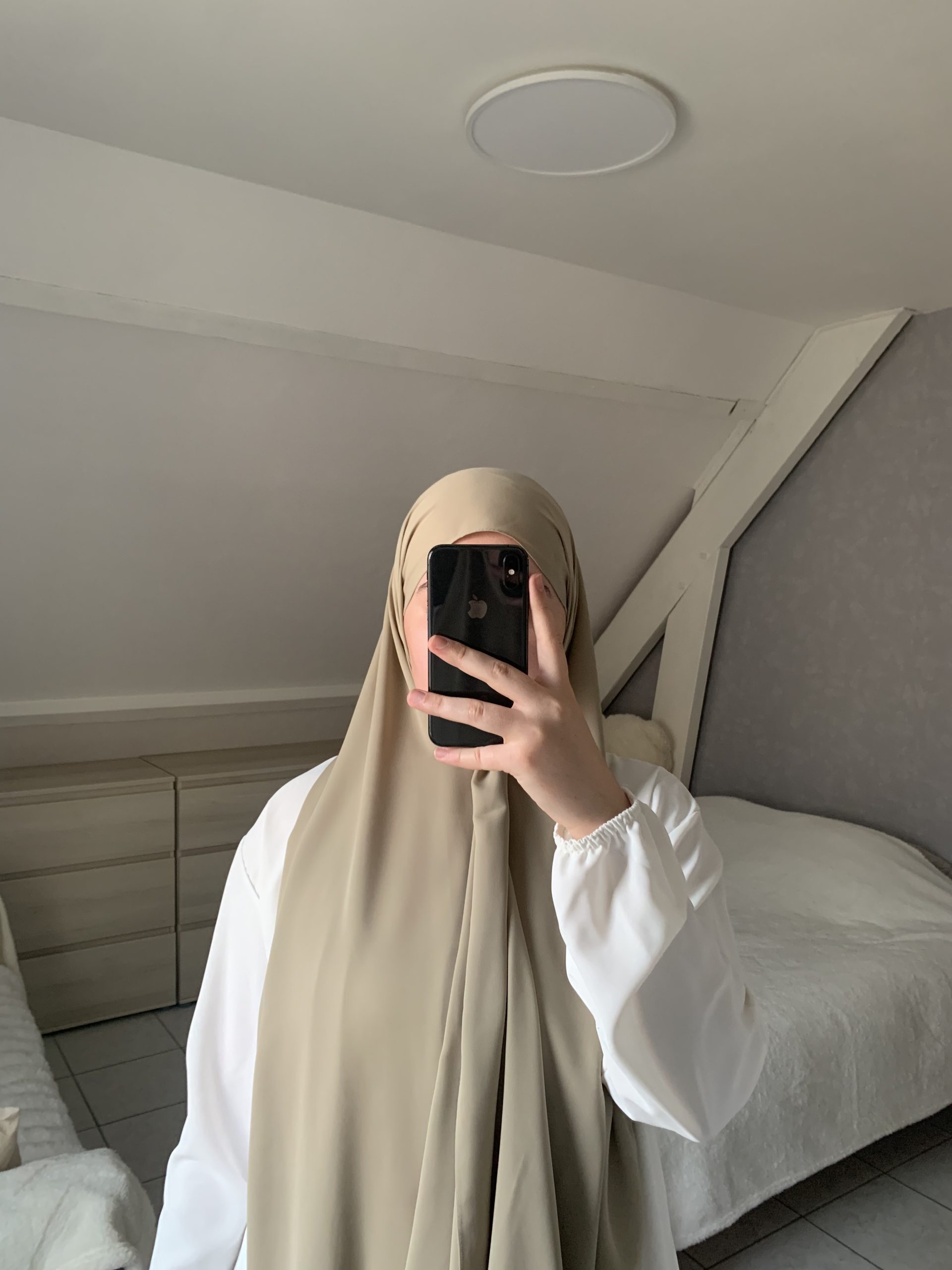 Voile En Soie De Médine - Beige Sable – Image 3