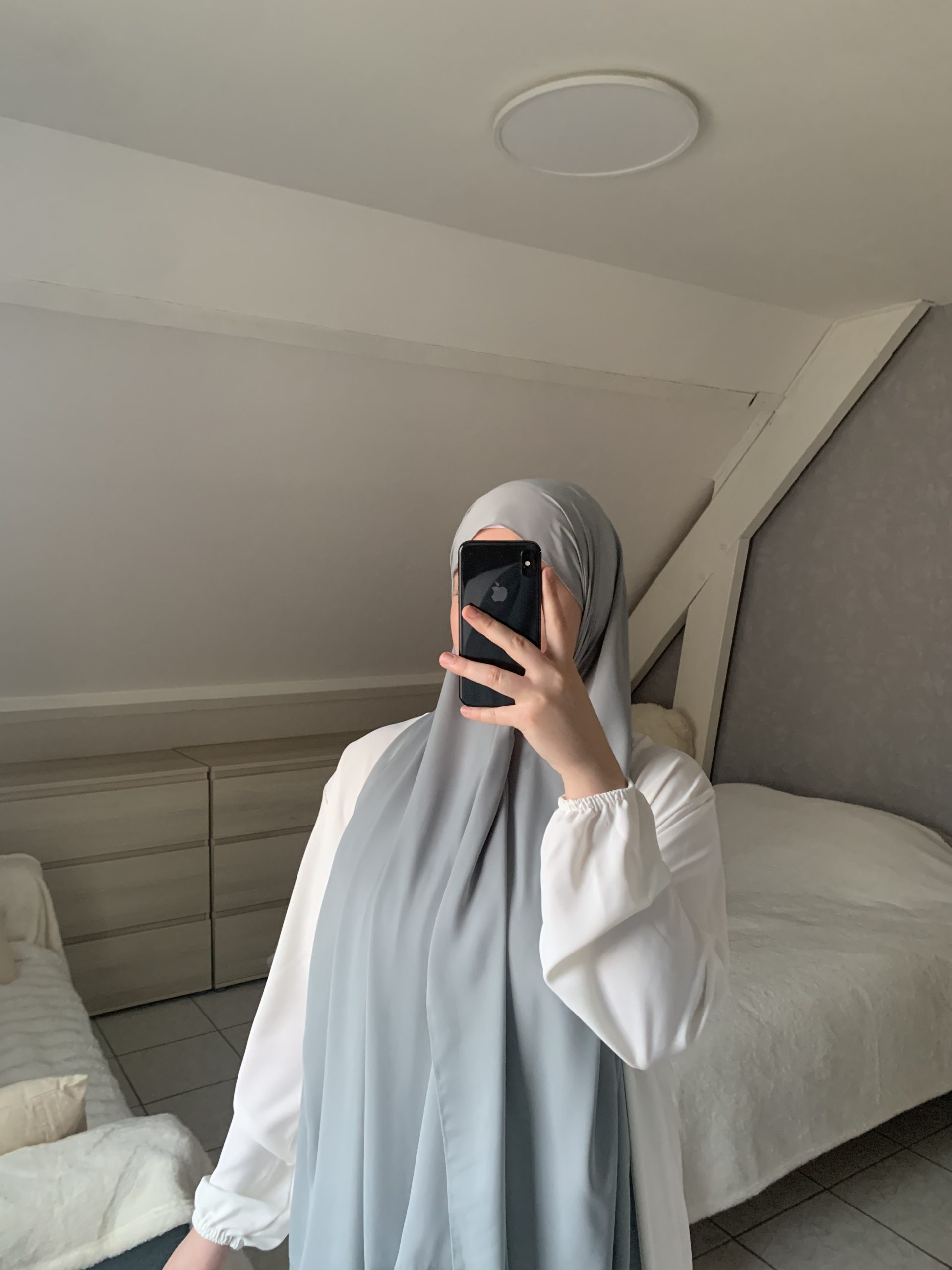 Voile En Soie De Médine - Bleu Pâle – Image 3