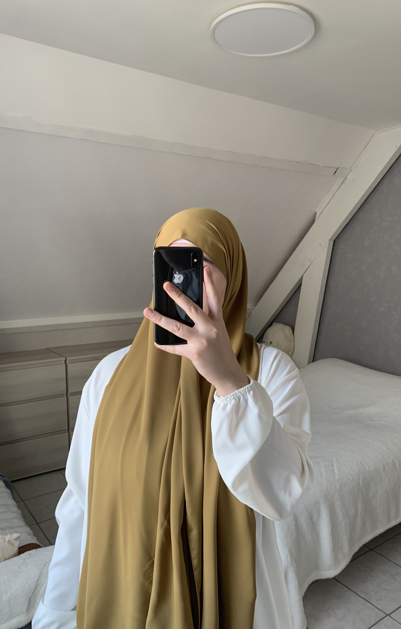 Voile En Soie De Médine - Or – Image 4